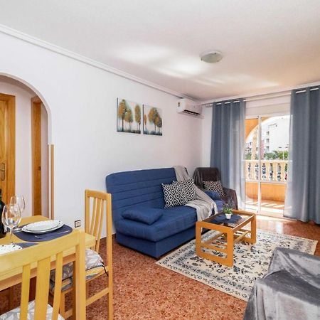 Apartamentos Villa Madrid 또레비에하 외부 사진